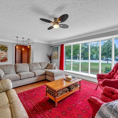 Park Bungalow #4 - Seacliff Beach Suites Leamington Extérieur photo
