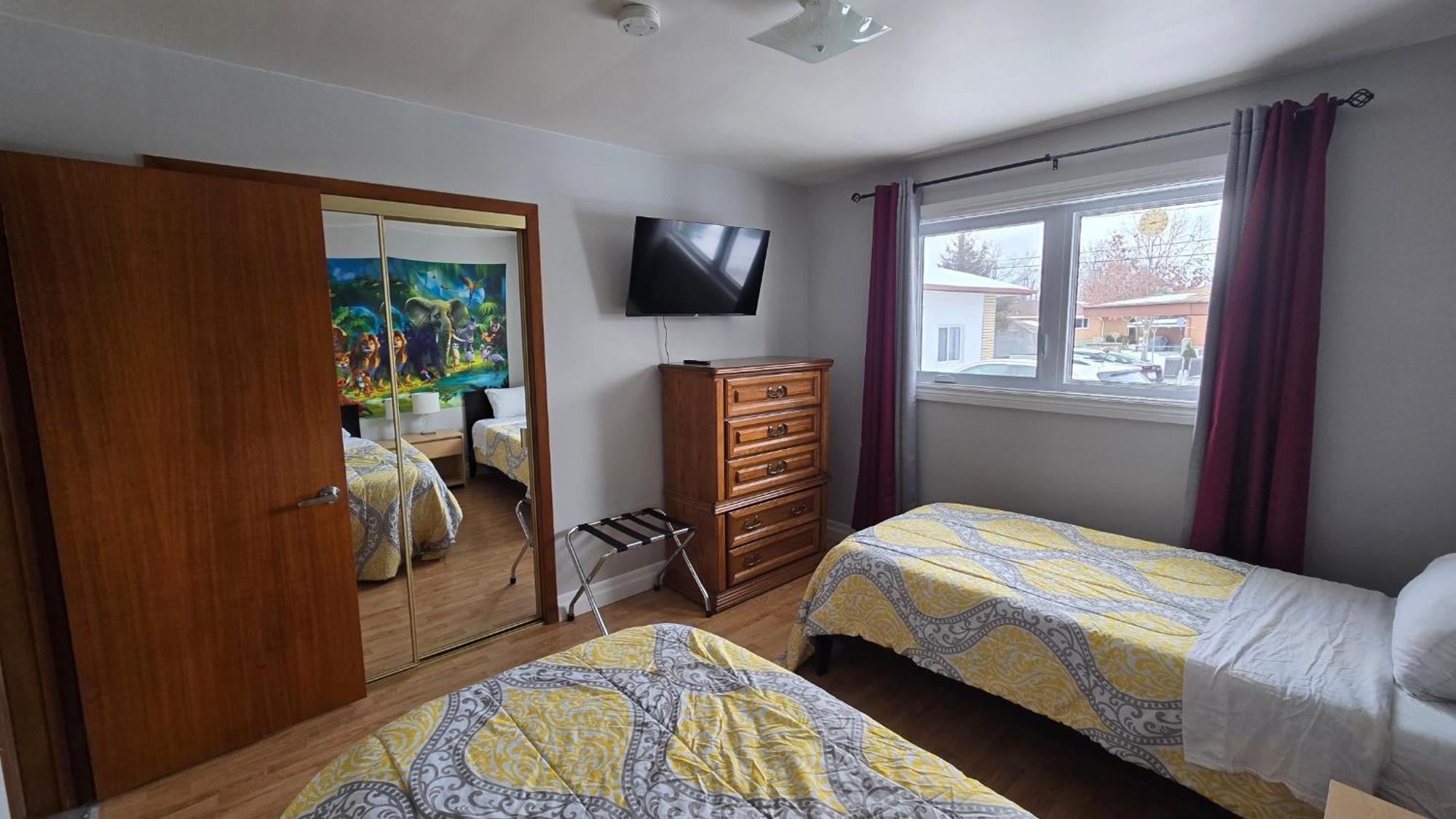 Park Bungalow #4 - Seacliff Beach Suites Leamington Extérieur photo